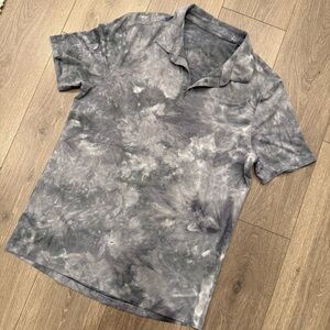 Lululemon Gray Tie-Dye Men's Shirt